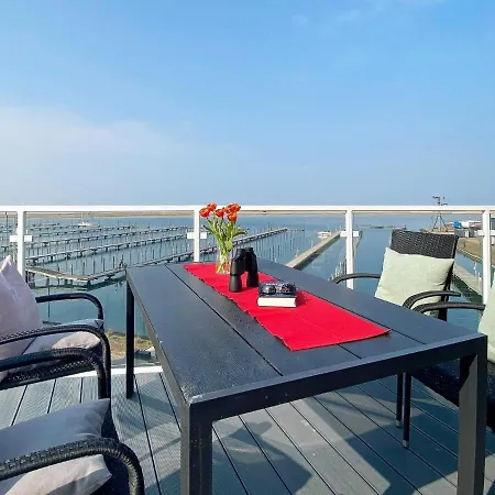 Appartement Luxuswohnung Mit Modernem Kuestenstil